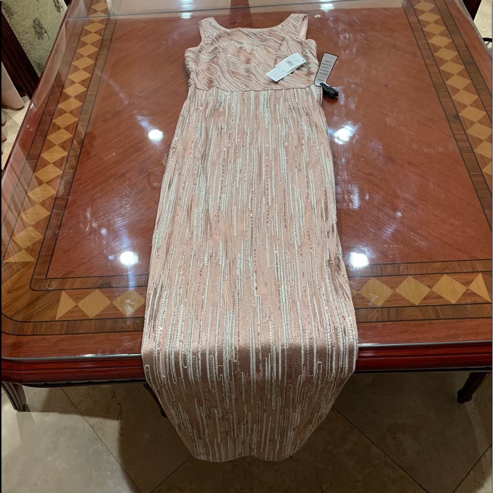 AIDAN MATTOX Sleeveless long dress size 4 - Picture 2 of 4